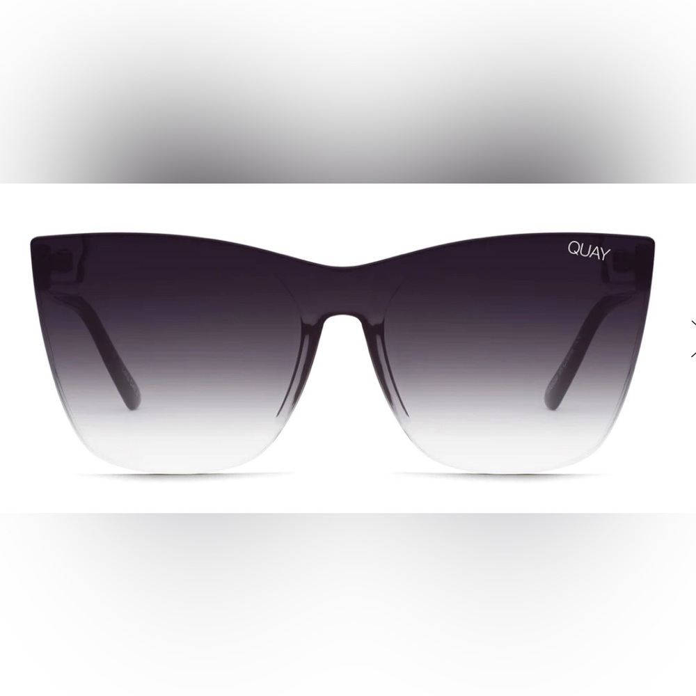 Quay Come Thru Sunglasses - Picture 2 of 5